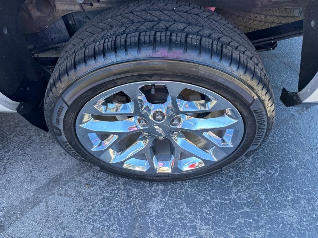 Chevrolet Silverado photo 15