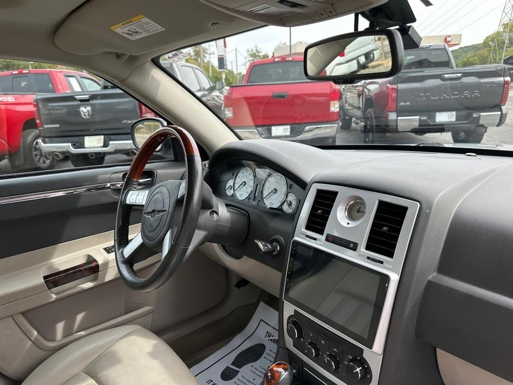 Chrysler 300 photo 10