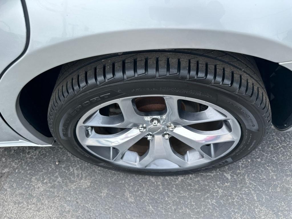 Chrysler 300 photo 14