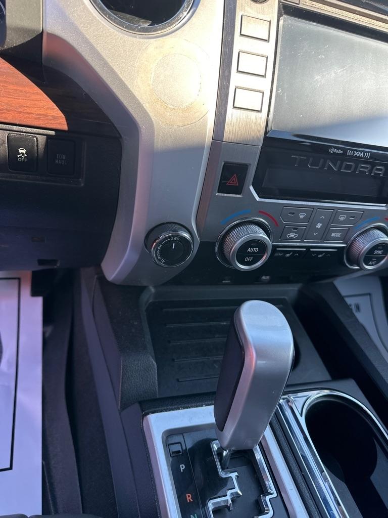 Toyota Tundra 4WD Truck CrewMax 5.7L V8 6-Spd AT LTD (Natl) 2015