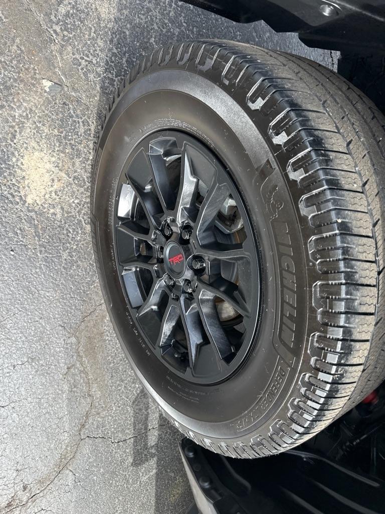 Toyota Tundra 4WD 1794 Edition CrewMax 5.5' Bed (Natl) 2022