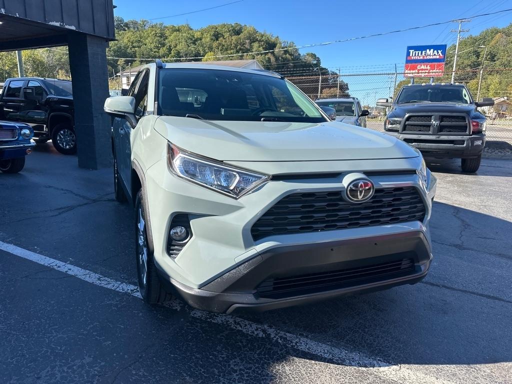 Toyota RAV4 XLE AWD (Natl) 2019