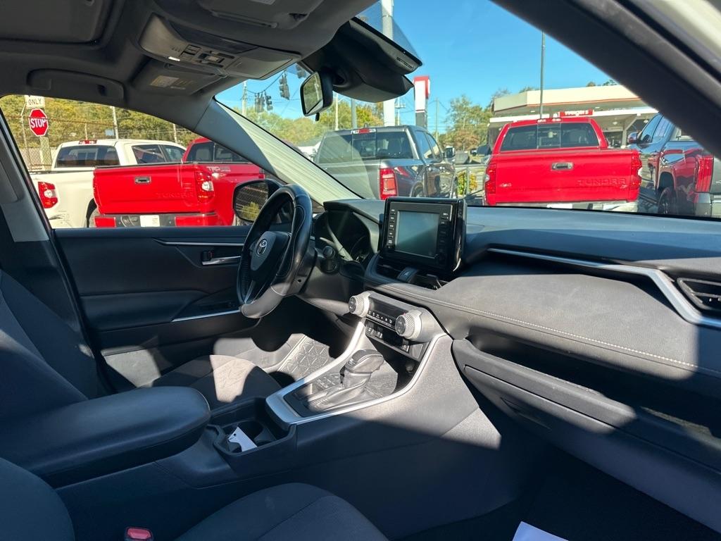 Toyota RAV4 XLE AWD (Natl) 2019