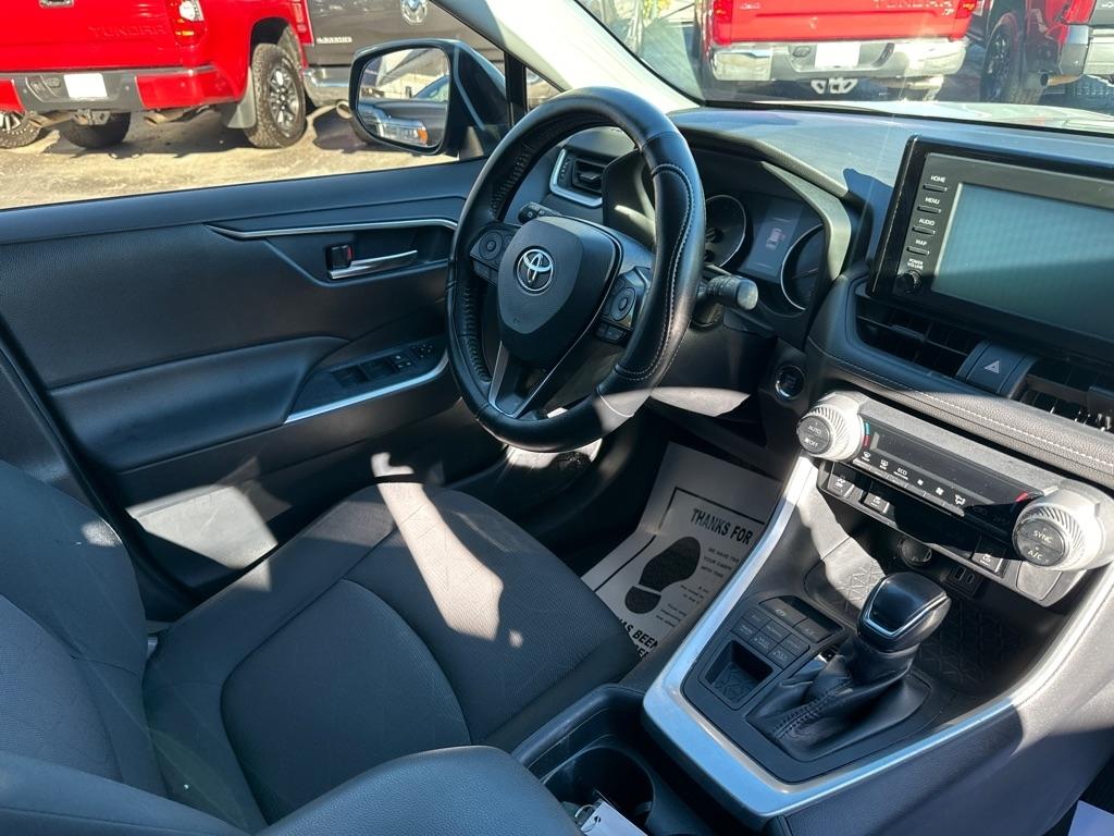 Toyota RAV4 XLE AWD (Natl) 2019