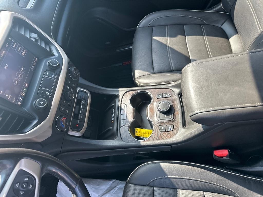 GMC Acadia AWD 4dr Denali 2020