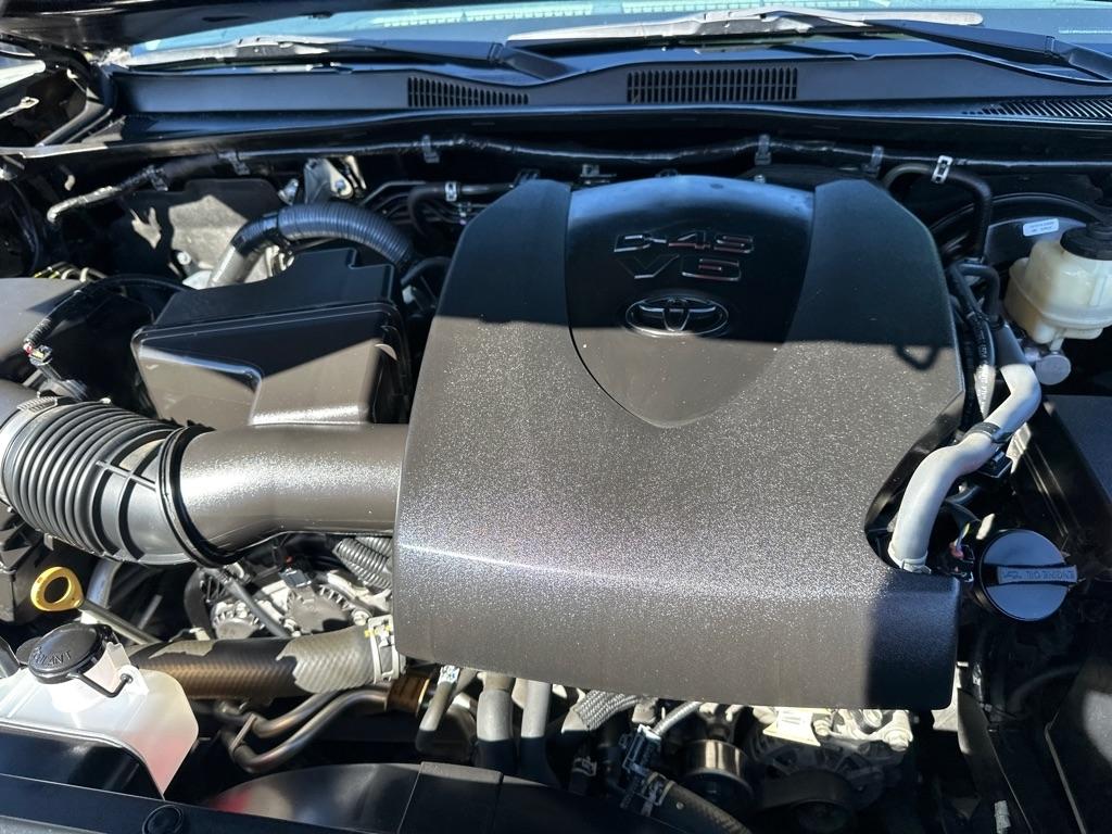 Toyota Tacoma 4WD Access Cab V6 AT TRD Off Road (Natl) 2016