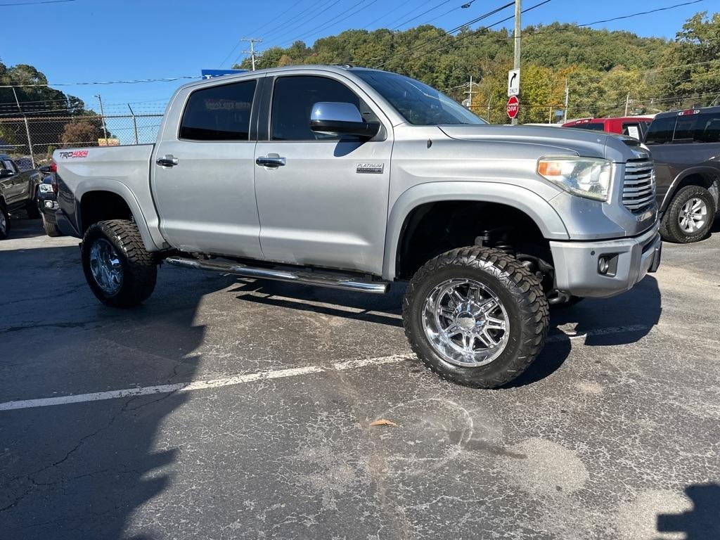 Toyota Tundra 4WD Truck CrewMax 5.7L FFV V8 6-Spd AT Platinum (Natl) 2014
