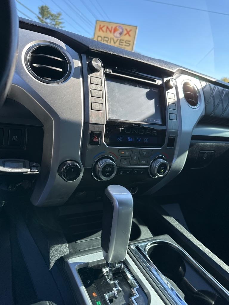 Toyota Tundra 4WD Truck CrewMax 5.7L FFV V8 6-Spd AT Platinum (Natl) 2014