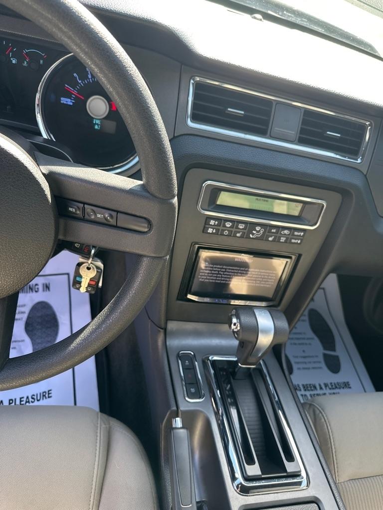 Ford Mustang 2dr Cpe V6 2012