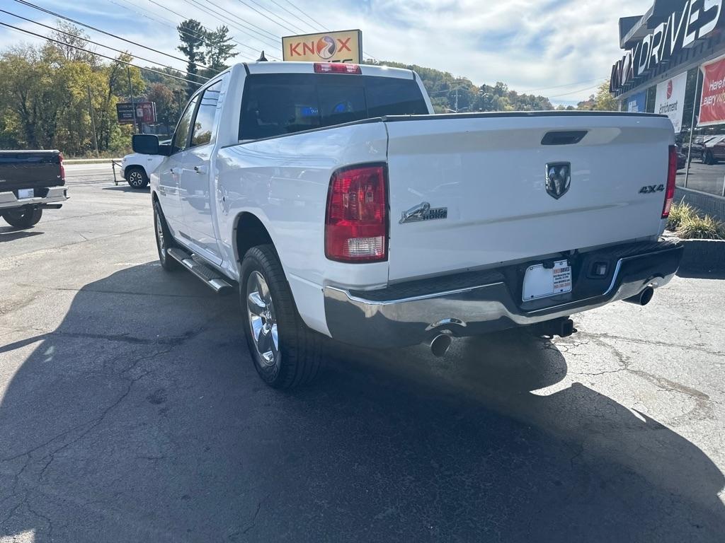 RAM 1500 4WD Crew Cab 140.5" Big Horn 2014