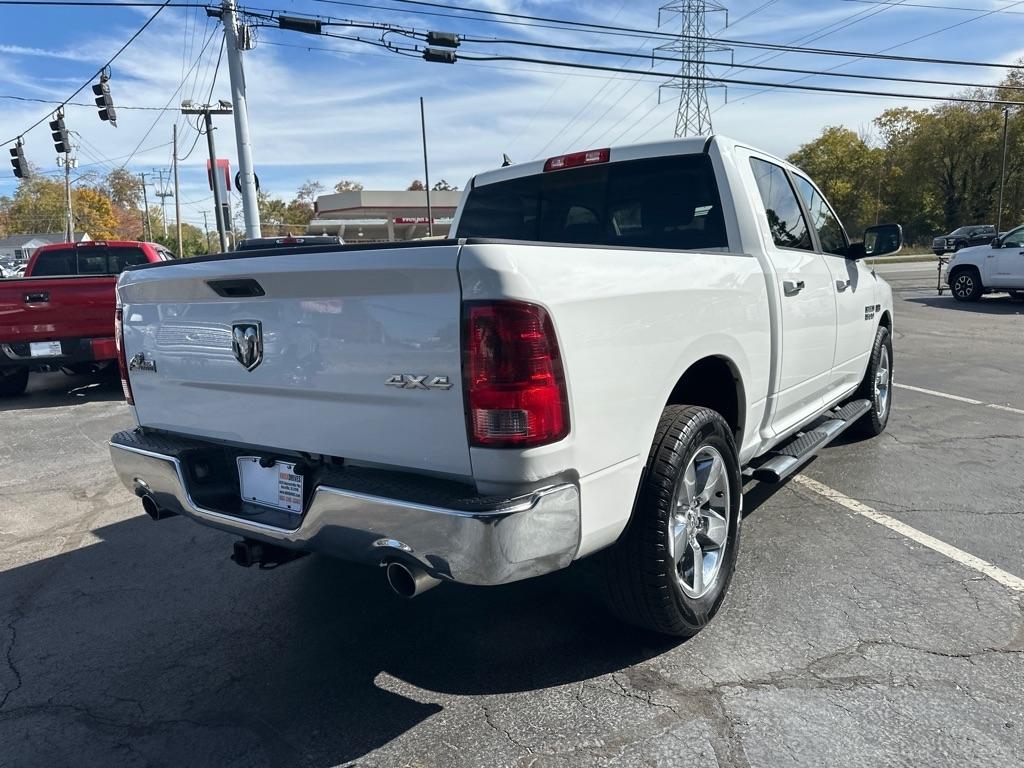 RAM 1500 4WD Crew Cab 140.5" Big Horn 2014