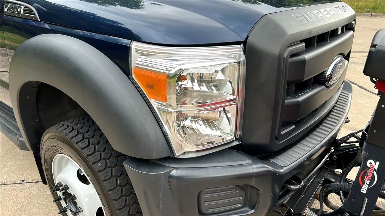 2013 Ford F-550 photo 2