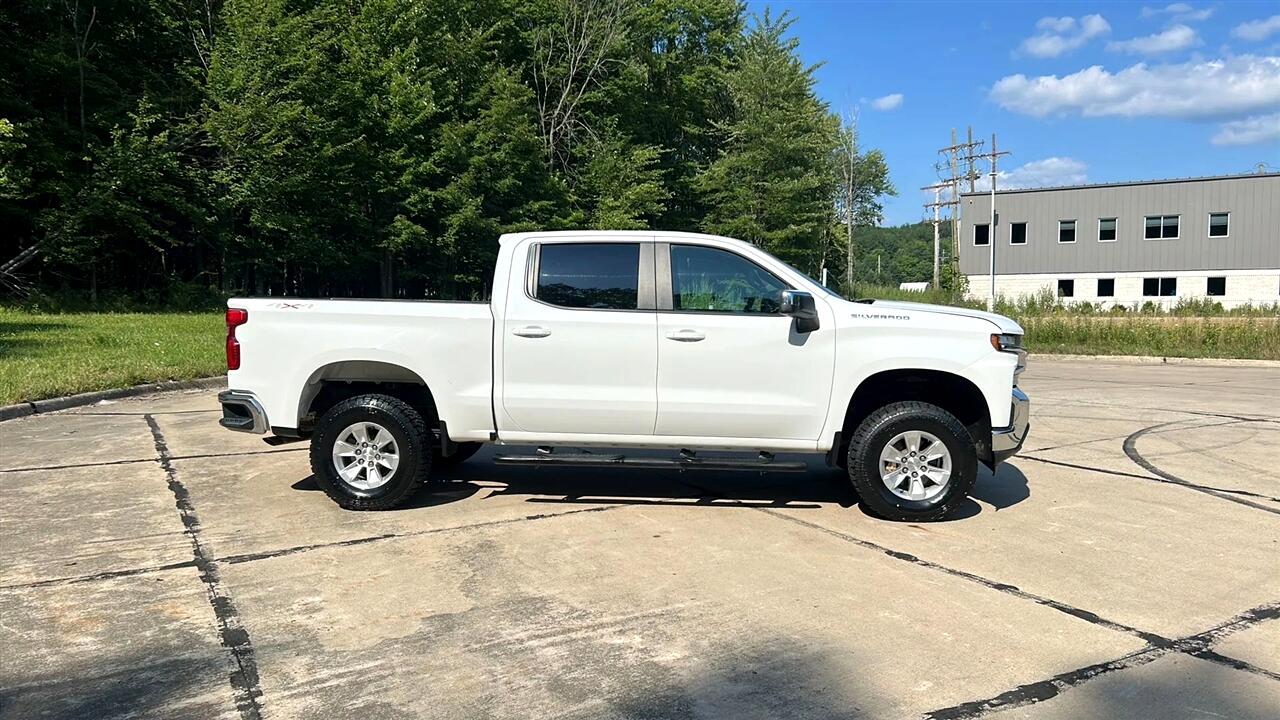 2019 Chevrolet Silverado 1500 LT photo 2