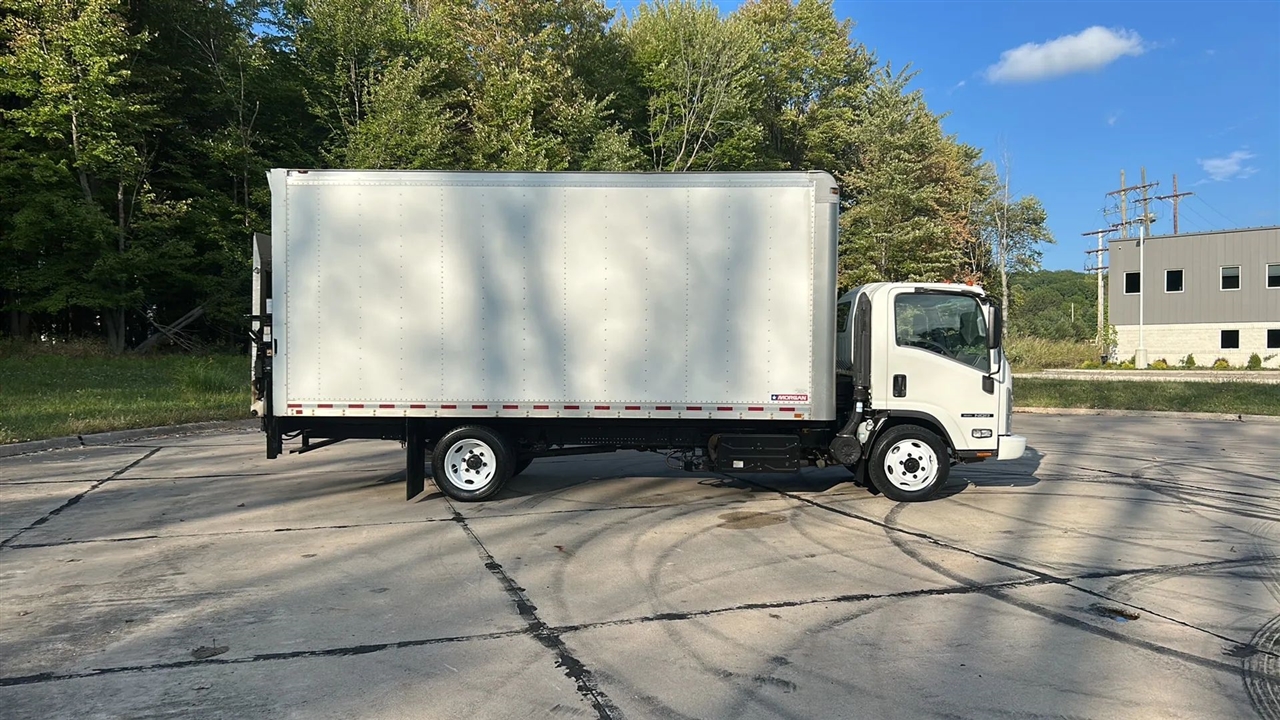 2019 Isuzu NQR photo 5