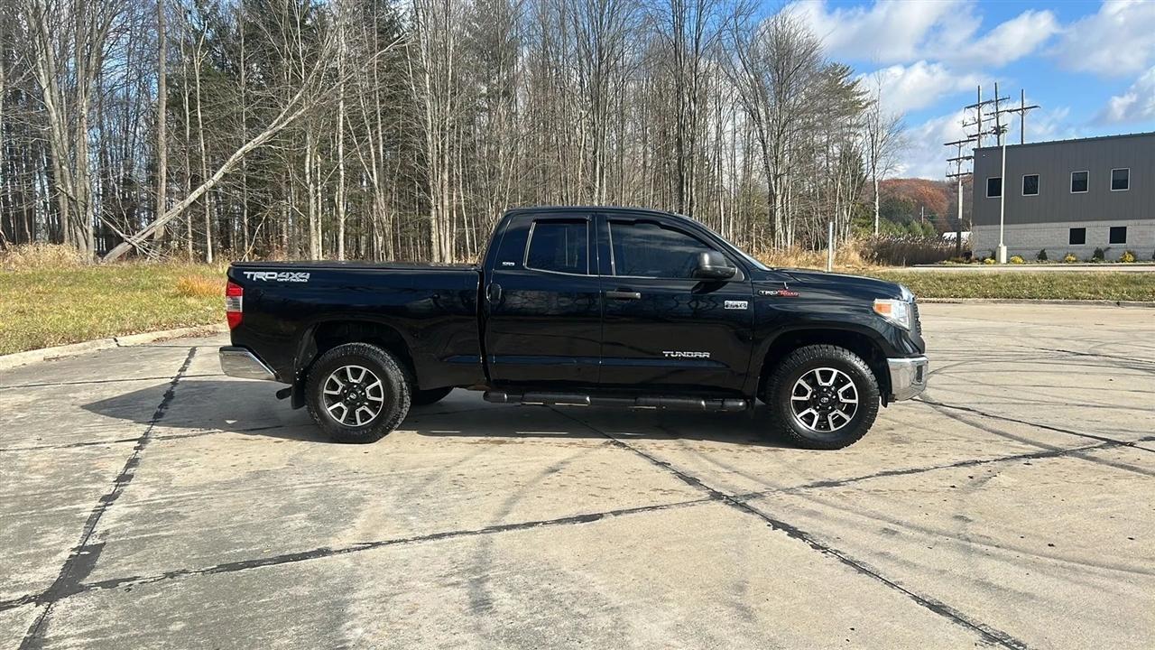 Toyota Tundra SR5 5.7L V8 Double Cab 4WD 2014