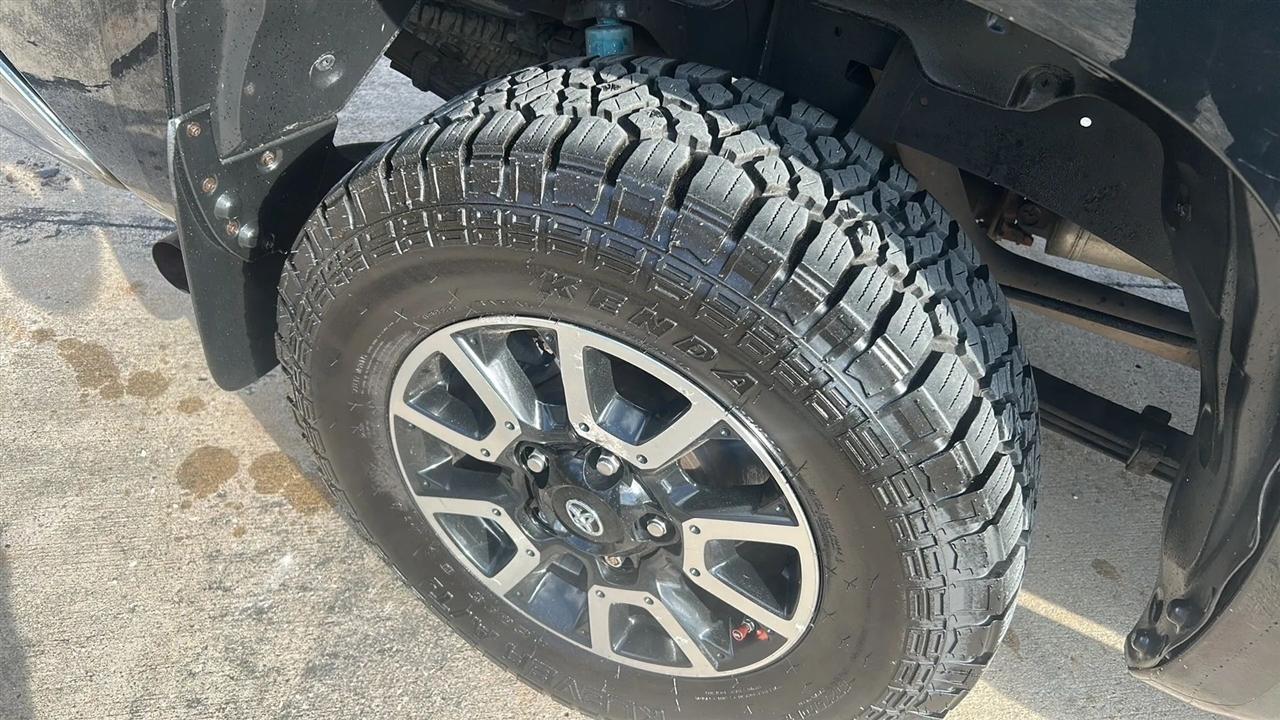 Toyota Tundra SR5 5.7L V8 Double Cab 4WD 2014