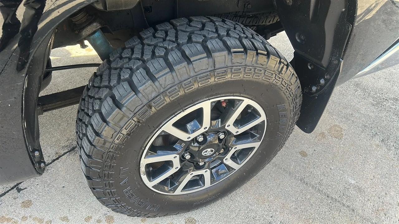 Toyota Tundra SR5 5.7L V8 Double Cab 4WD 2014