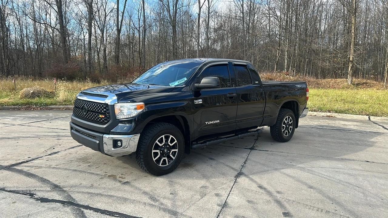 Toyota Tundra SR5 5.7L V8 Double Cab 4WD 2014
