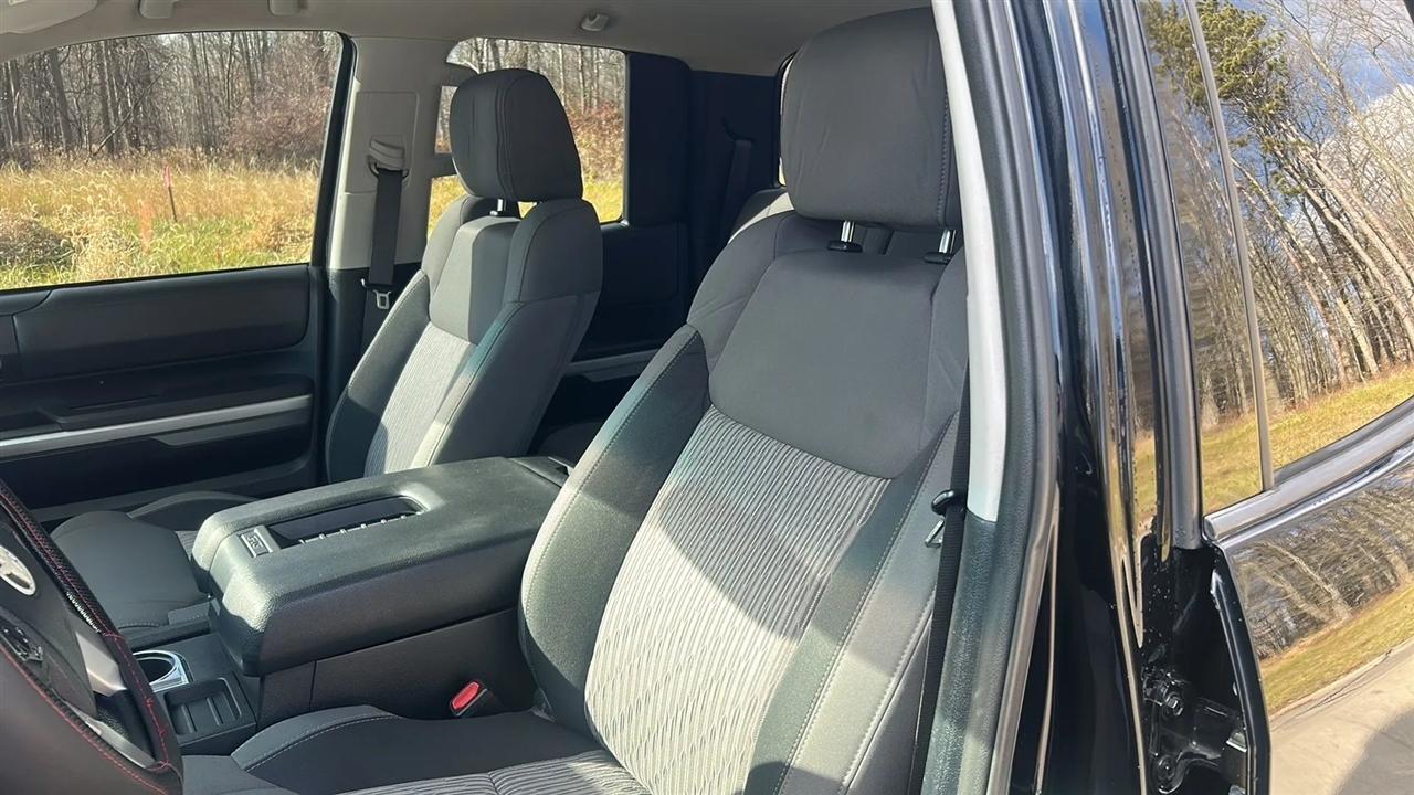 Toyota Tundra SR5 5.7L V8 Double Cab 4WD 2014