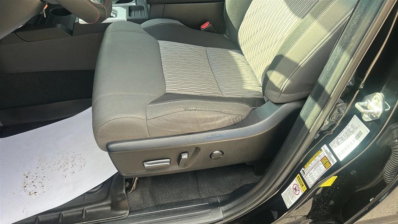 Toyota Tundra SR5 5.7L V8 Double Cab 4WD 2014