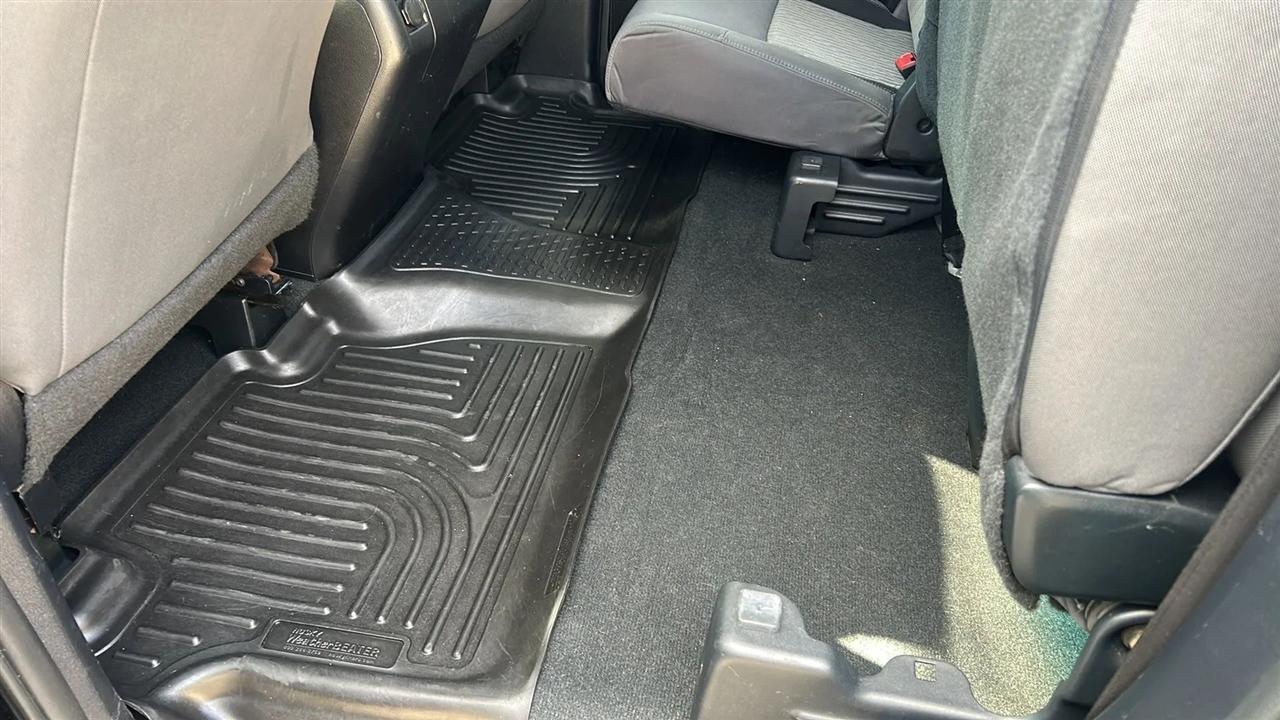 Toyota Tundra SR5 5.7L V8 Double Cab 4WD 2014
