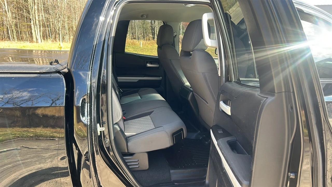 Toyota Tundra SR5 5.7L V8 Double Cab 4WD 2014