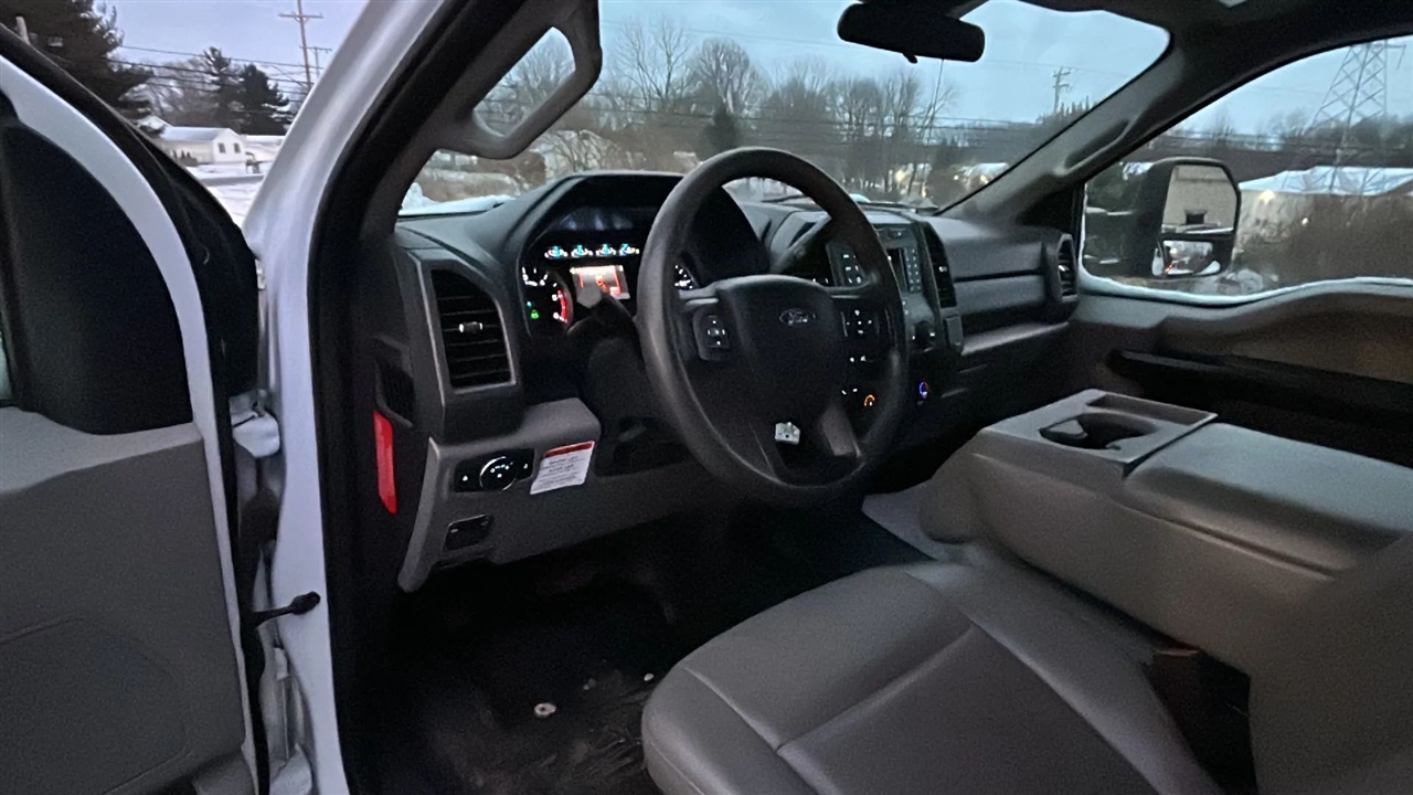 Ford F-450 SD Crew Cab DRW 2WD 2021