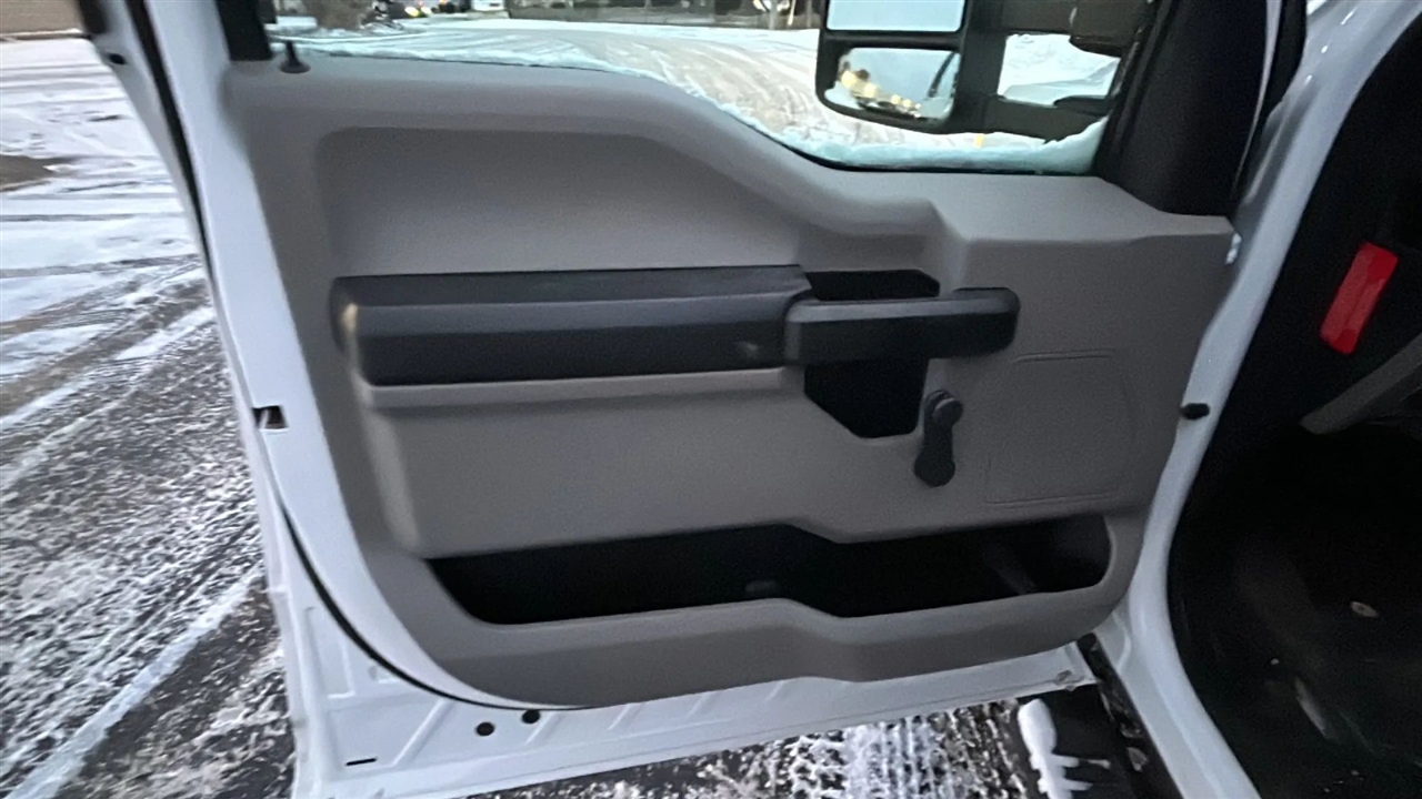 Ford F-450 SD Crew Cab DRW 2WD 2021