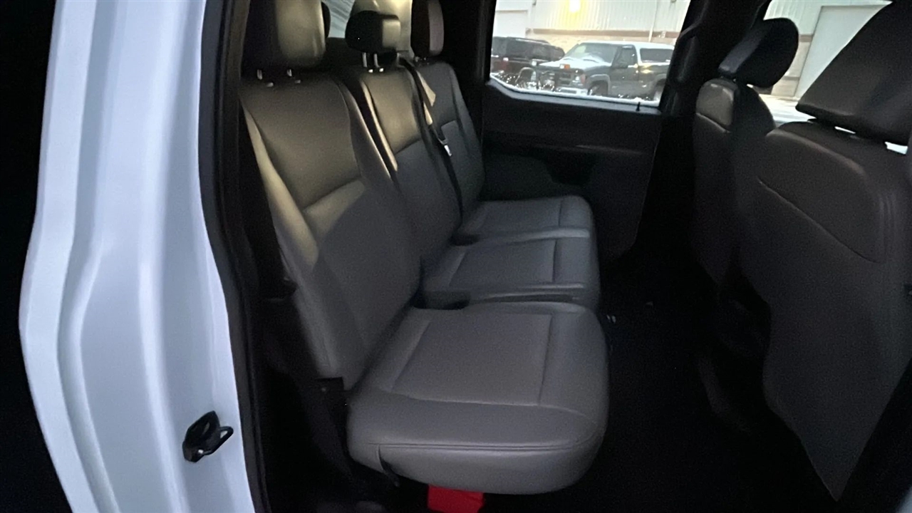 Ford F-450 SD Crew Cab DRW 2WD 2021