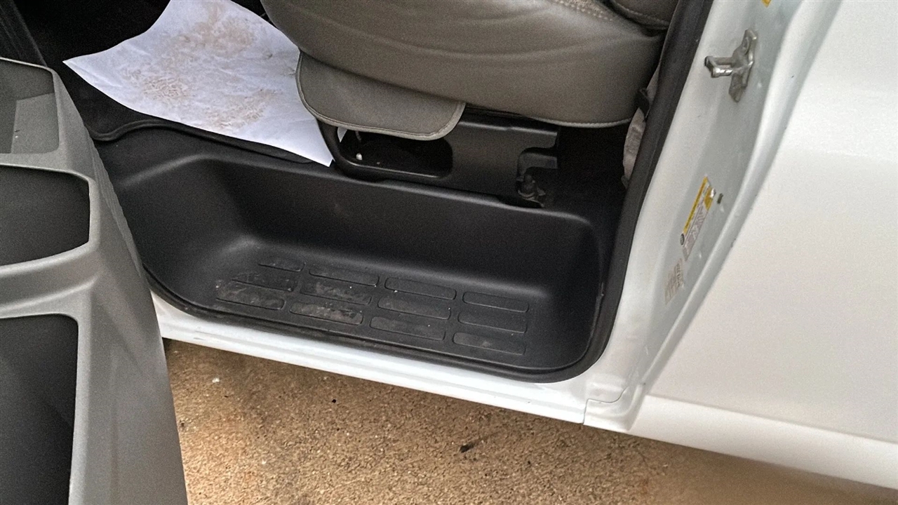 Chevrolet Express LT 3500 Extended 2012