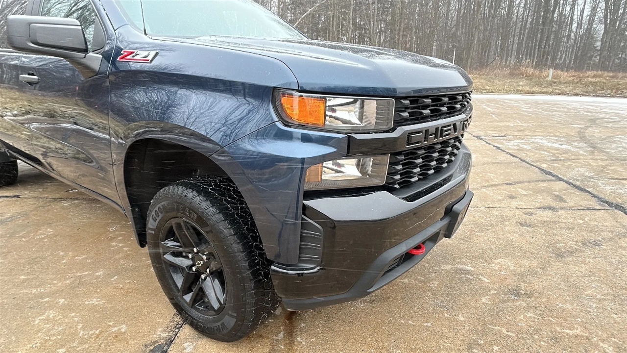 Chevrolet Silverado 1500 Custom Trail Boss Crew Cab Long Box 4WD 2020