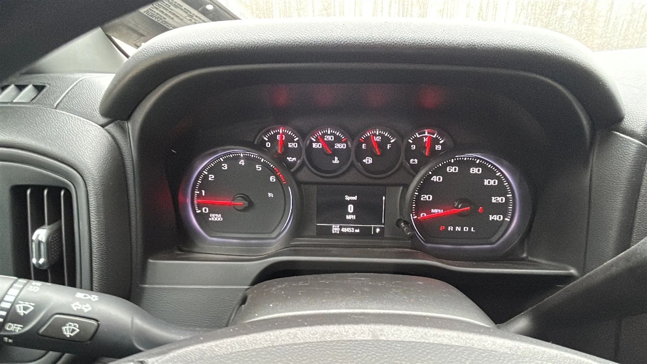 Chevrolet Silverado 1500 Custom Trail Boss Crew Cab Long Box 4WD 2020