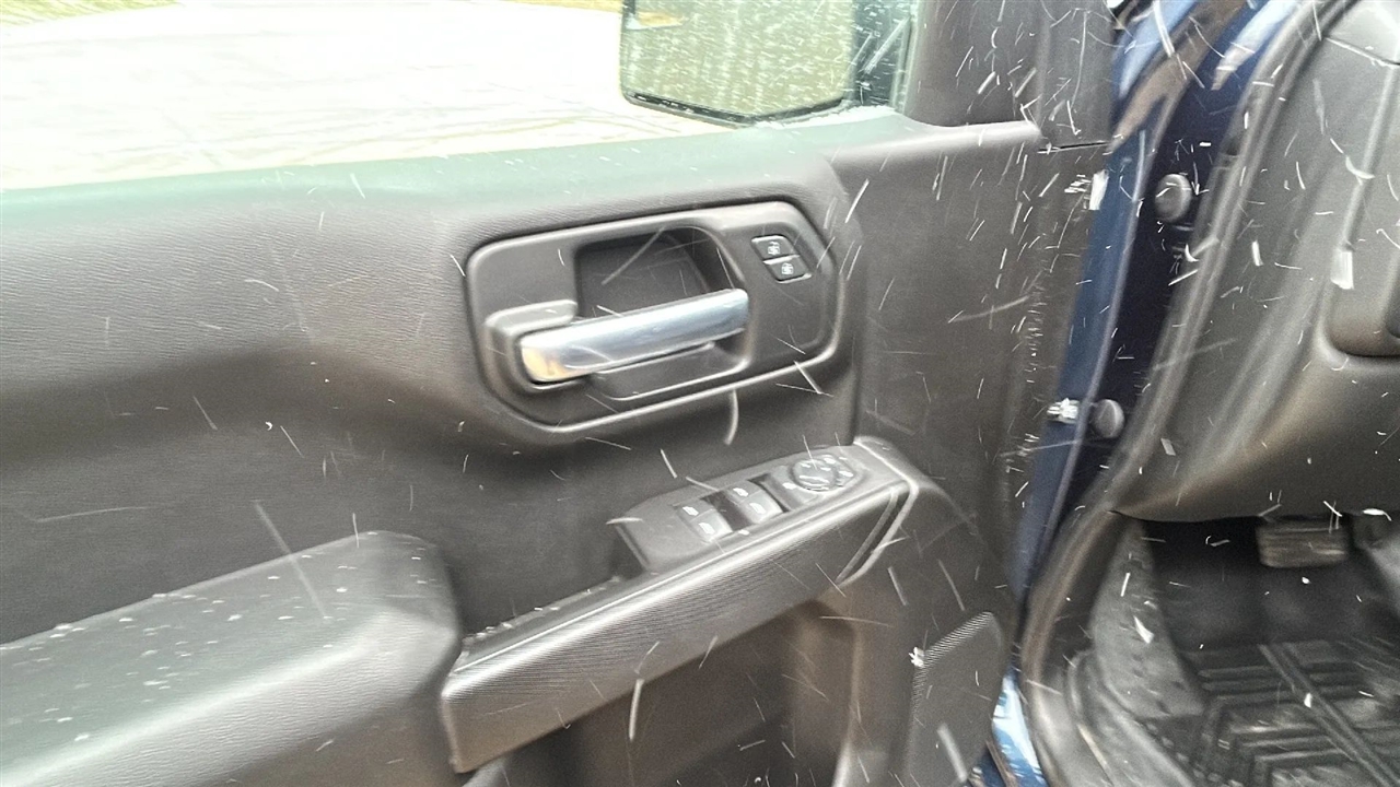 Chevrolet Silverado 1500 Custom Trail Boss Crew Cab Long Box 4WD 2020