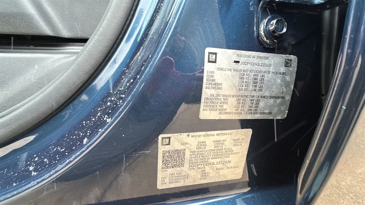 Chevrolet Silverado 1500 Custom Trail Boss Crew Cab Long Box 4WD 2020