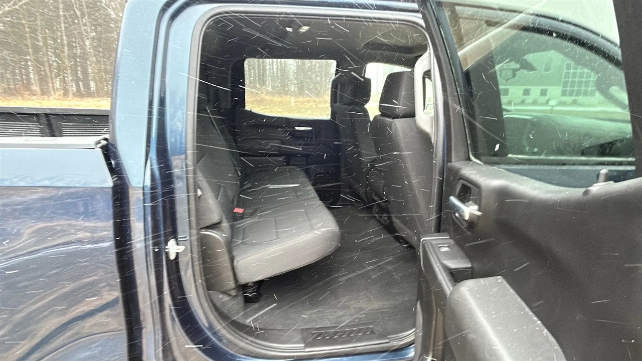 Chevrolet Silverado 1500 Custom Trail Boss Crew Cab Long Box 4WD 2020