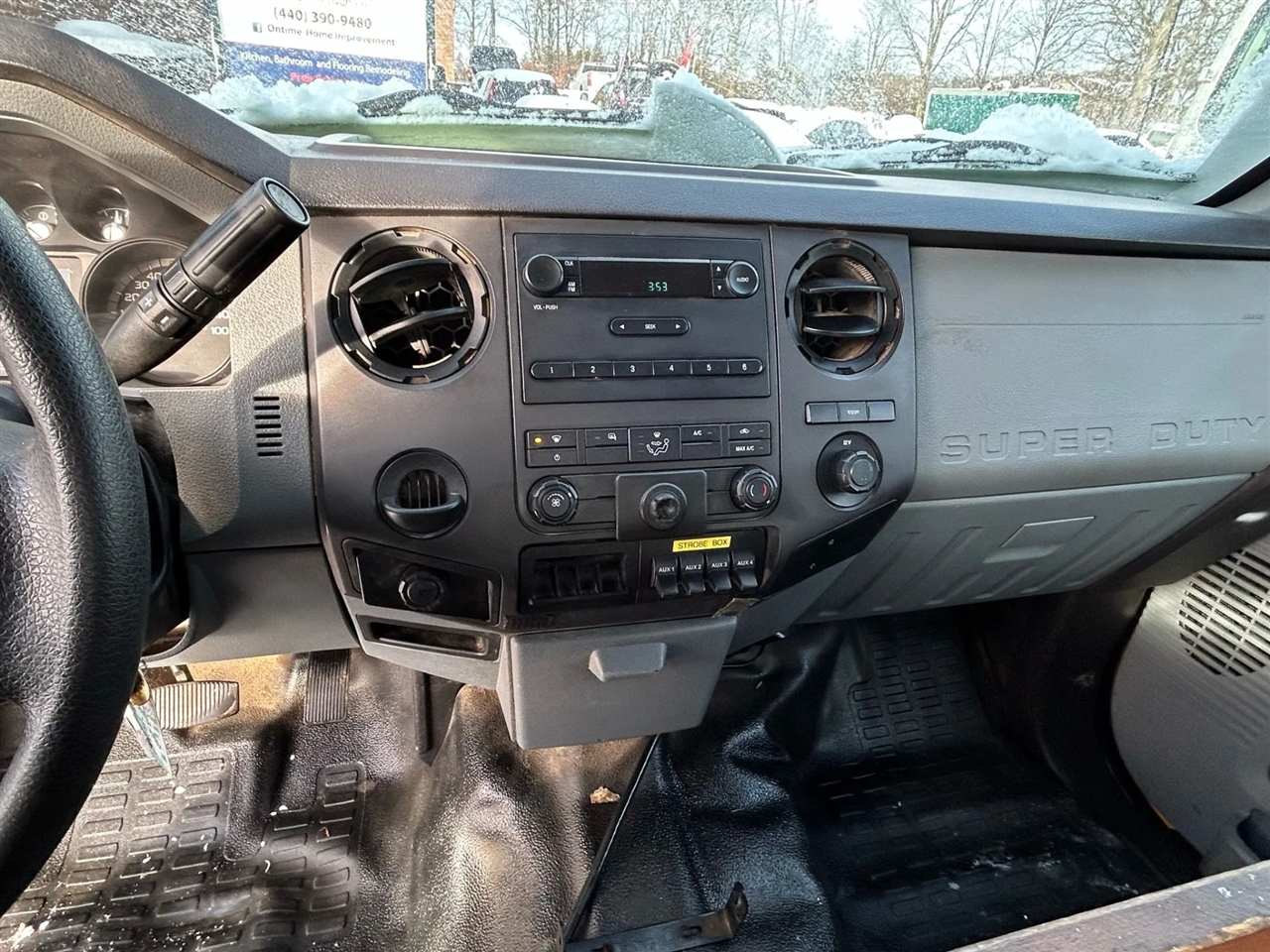 Ford F-350 SD XL Crew Cab Long Bed DRW 2WD 2015