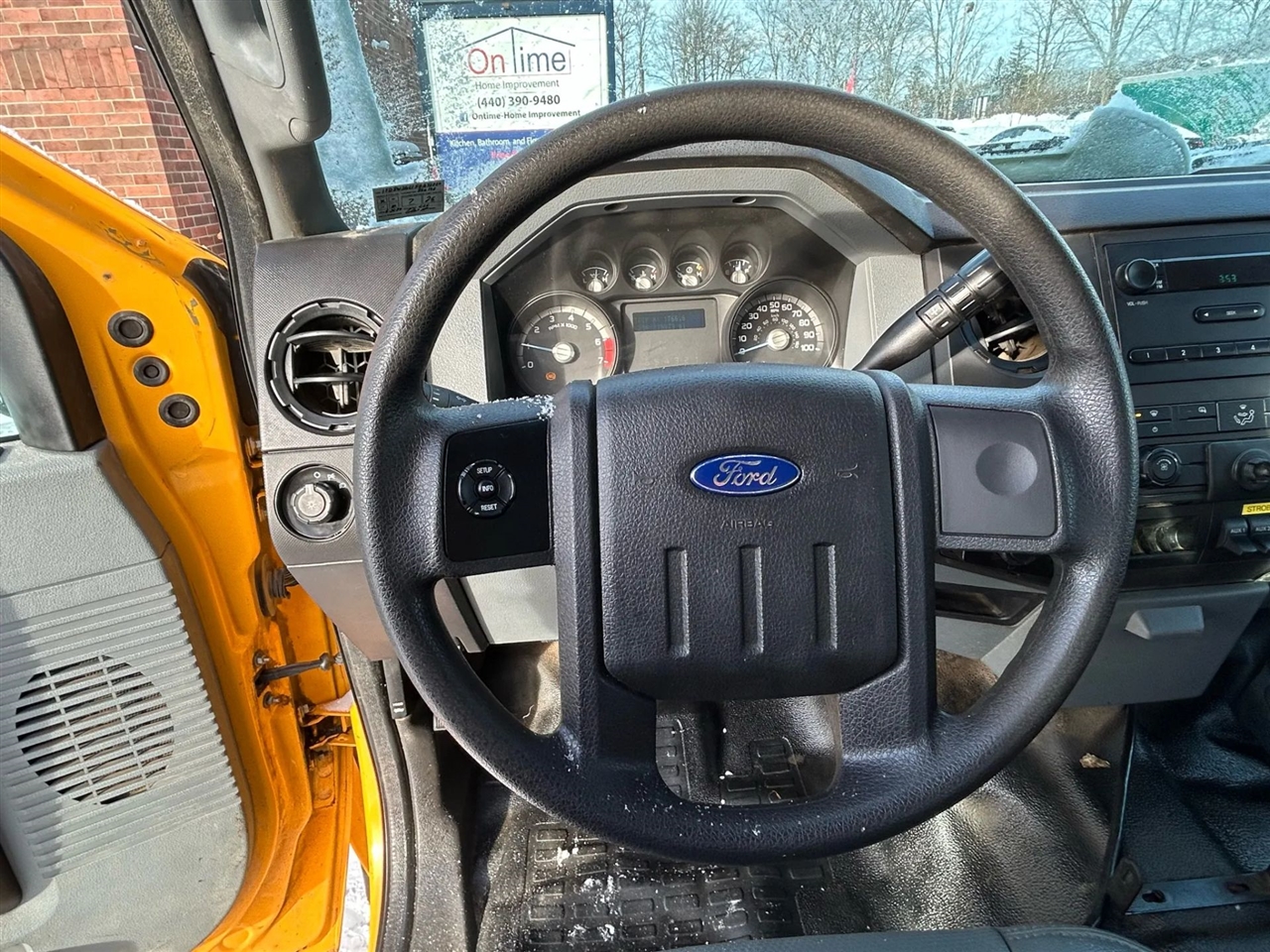 Ford F-350 SD XL Crew Cab Long Bed DRW 2WD 2015