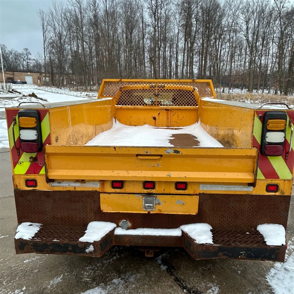 Ford F-350 SD XL Crew Cab Long Bed DRW 2WD 2016