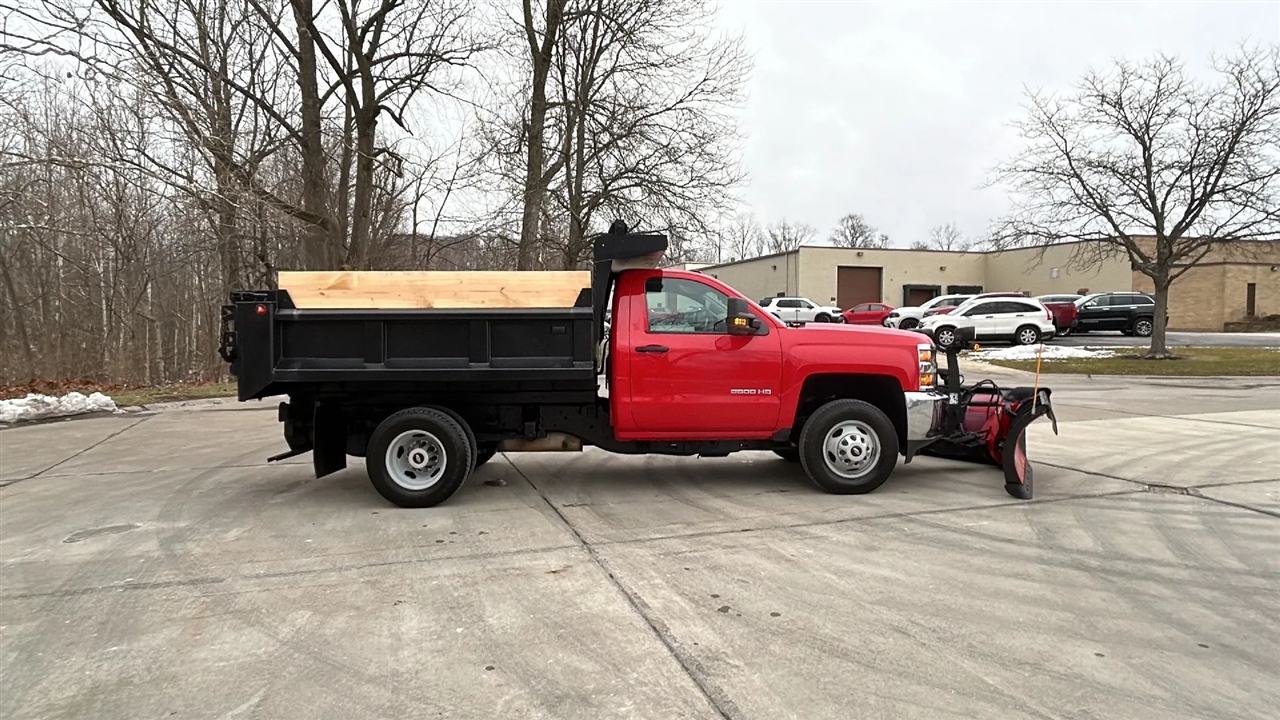 Chevrolet Silverado 3500HD Work Truck Long Box 4WD 2017