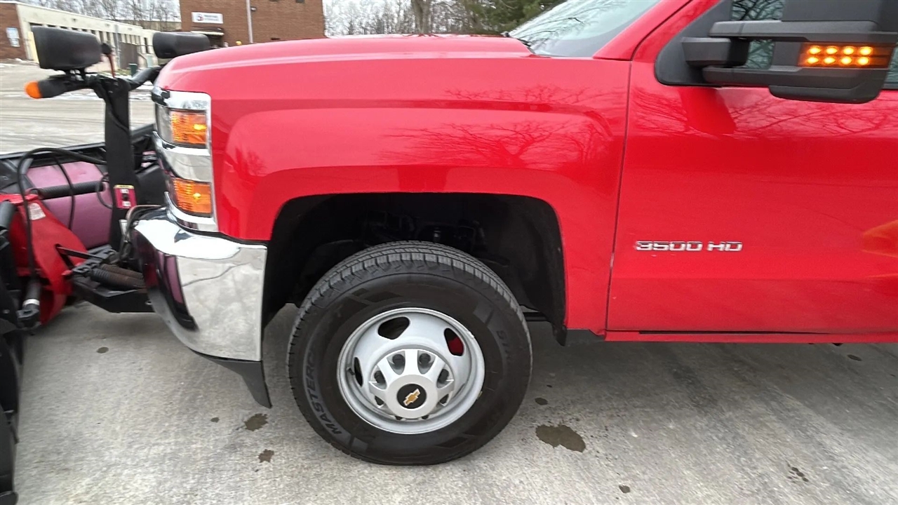 Chevrolet Silverado 3500HD Work Truck Long Box 4WD 2017