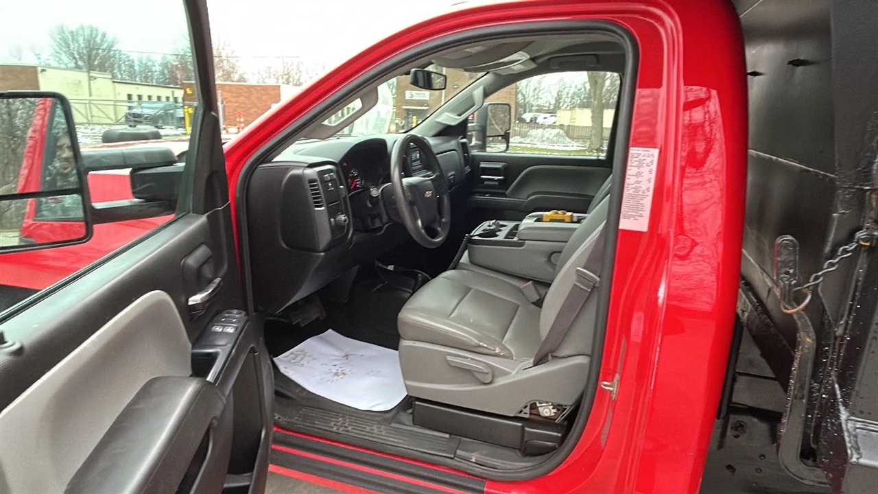 Chevrolet Silverado 3500HD Work Truck Long Box 4WD 2017