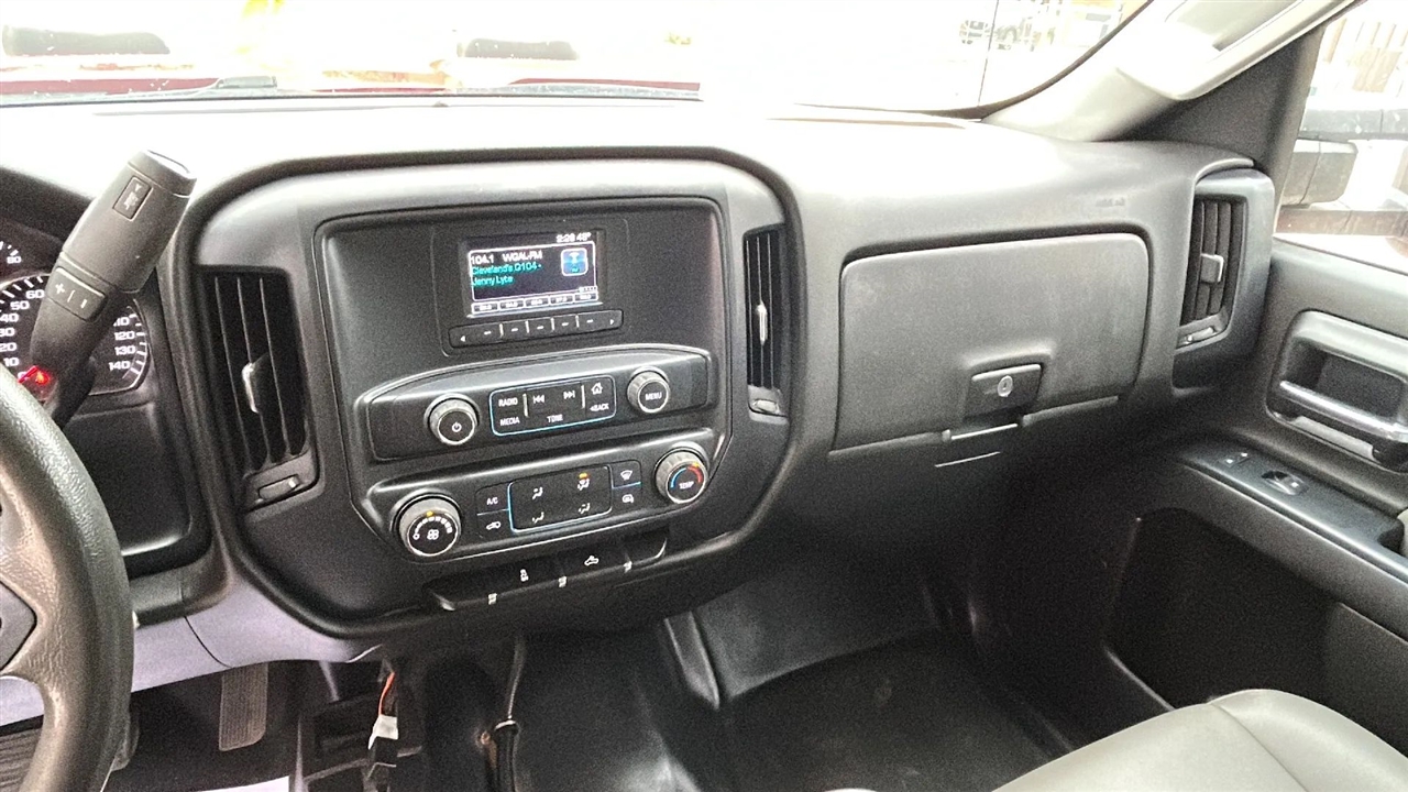 Chevrolet Silverado 3500HD Work Truck Long Box 4WD 2017