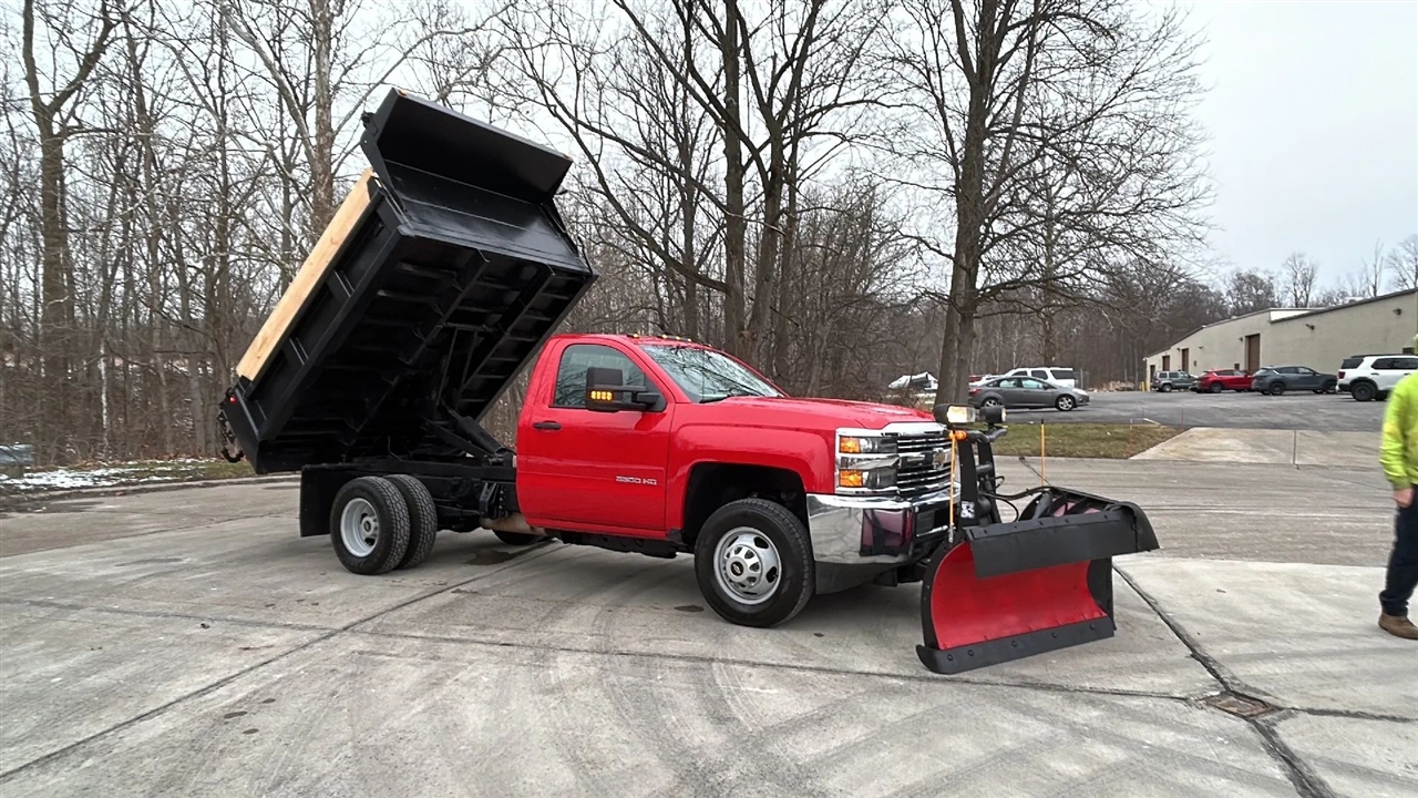 Chevrolet Silverado 3500HD Work Truck Long Box 4WD 2017