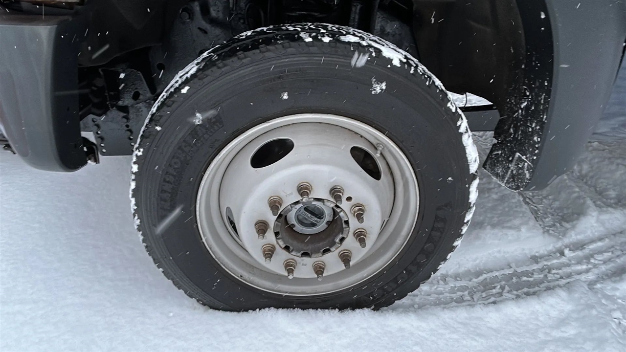 Ford F-450 SD Regular Cab DRW 4WD 2013