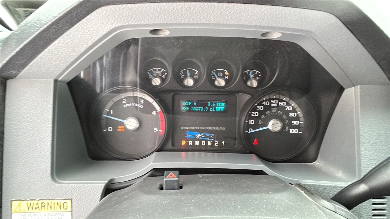 Ford F-450 SD Regular Cab DRW 4WD 2013