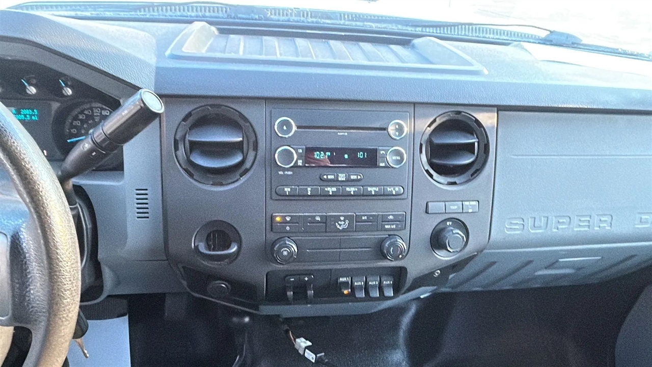 Ford F-350 SD XL DRW 4WD 2015