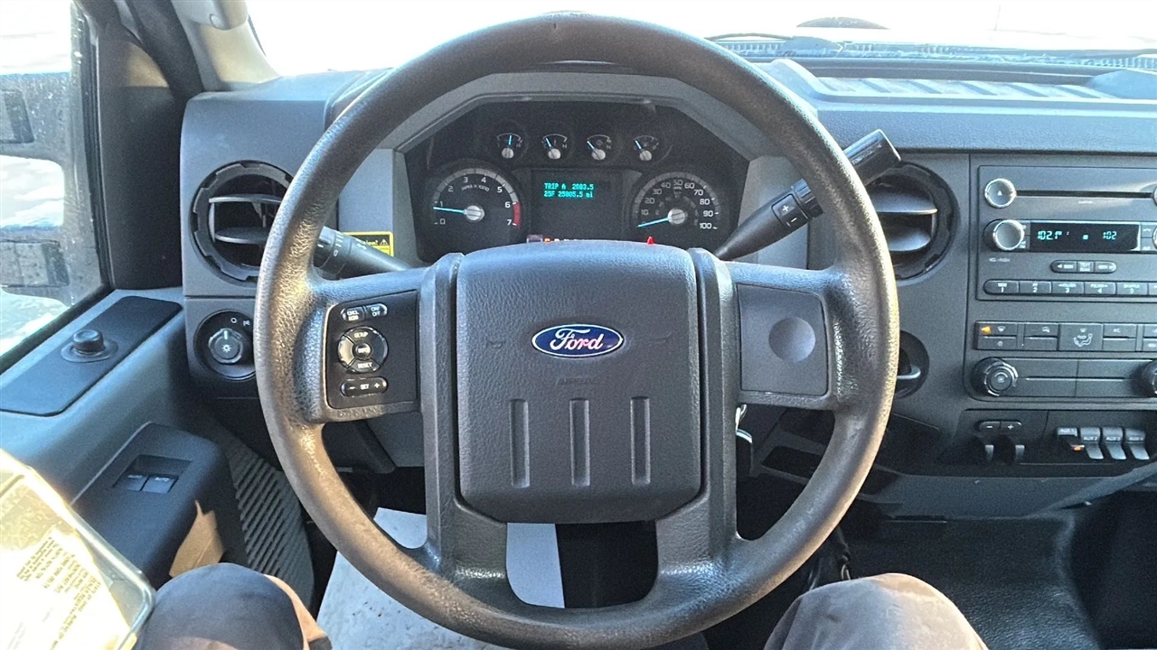 Ford F-350 SD XL DRW 4WD 2015