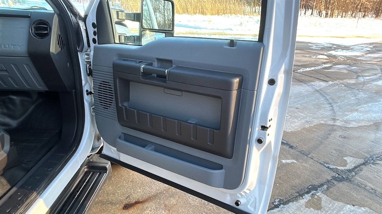 Ford F-350 SD XL DRW 4WD 2015