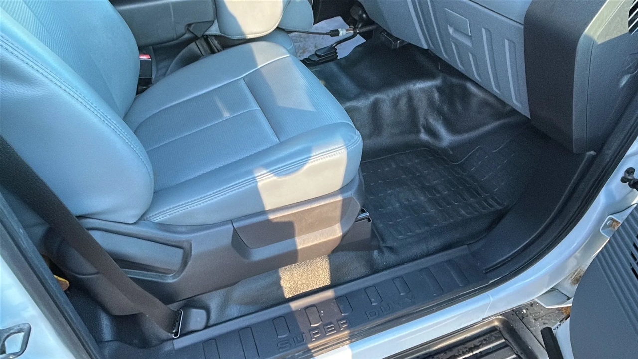 Ford F-350 SD XL DRW 4WD 2015