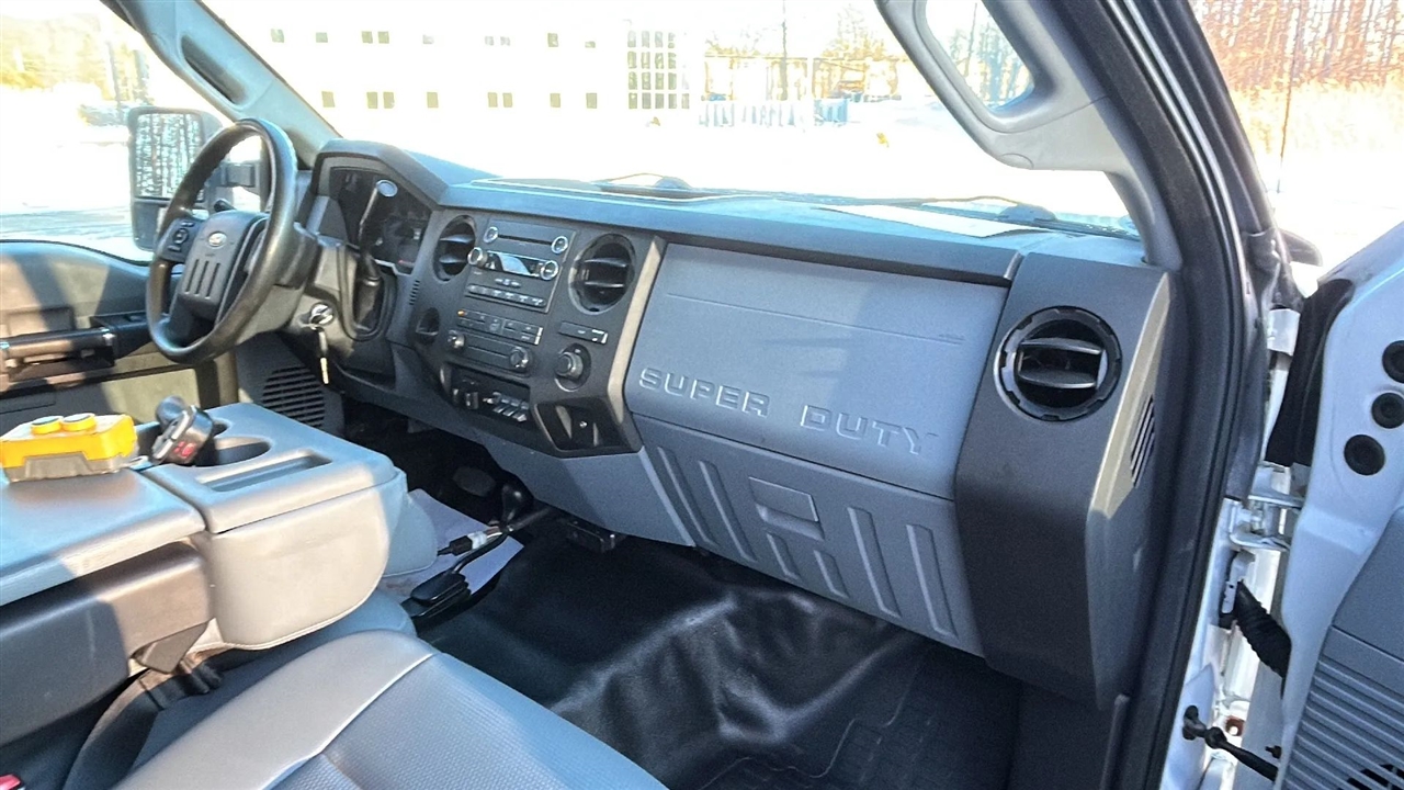 Ford F-350 SD XL DRW 4WD 2015